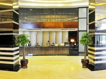 Changsha Huawen Forest Hotel Екстериор снимка